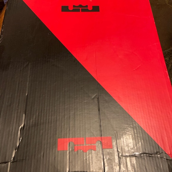 Authentic Nike Labron BHM X1 - Picture 4 of 5